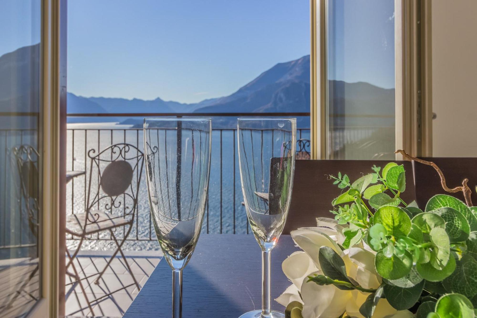 Casa Andrea Varenna Perledo ภายนอก รูปภาพ